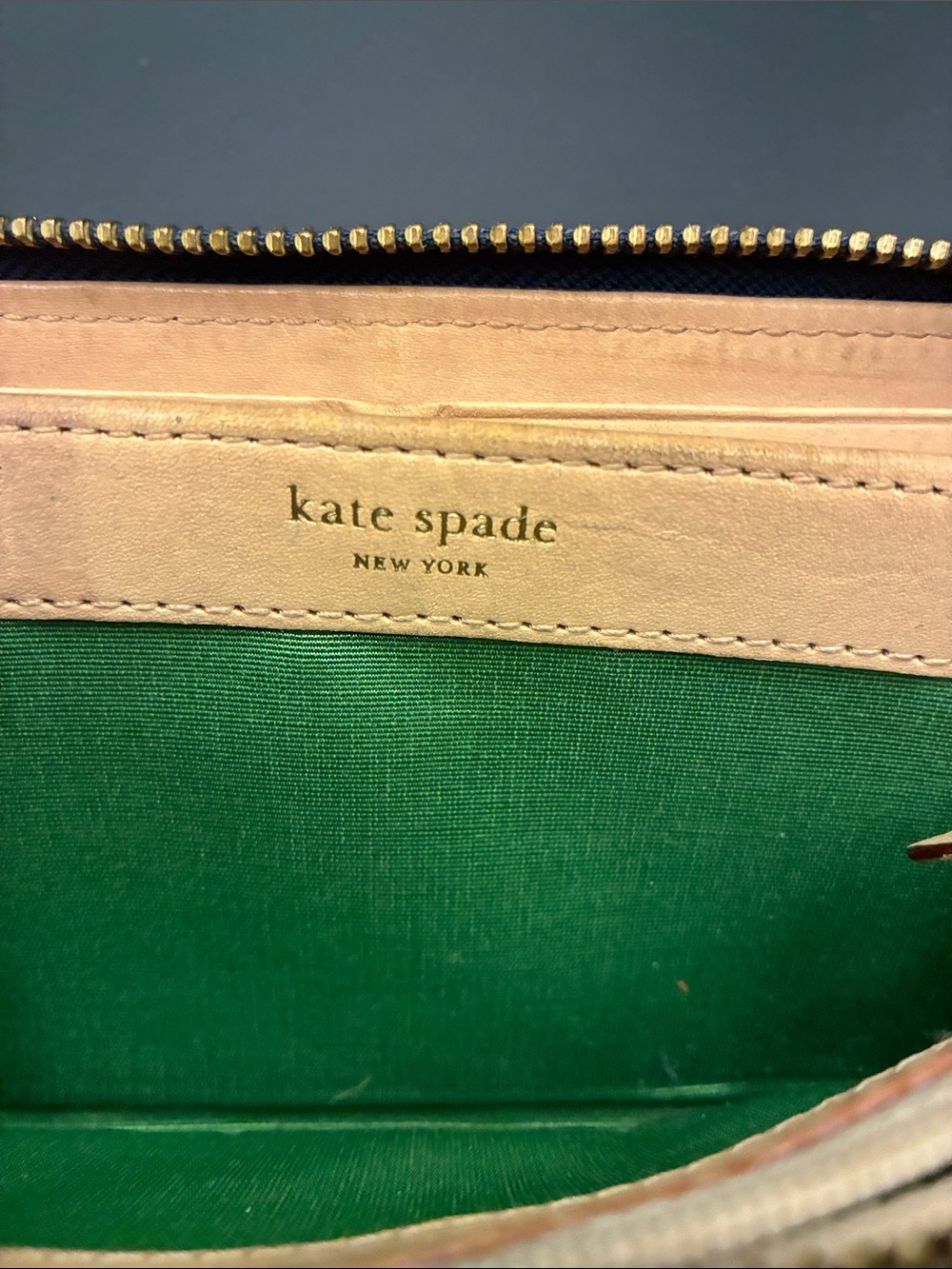 kate spade Navy Patent Zip Wallet with Tan Accent EUC Just needs to be wiped - Picture 13 of 16